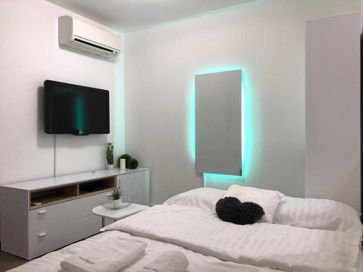 Modern Center Studio Under The Castle II Free Parking Apartment Любляна Екстериор снимка